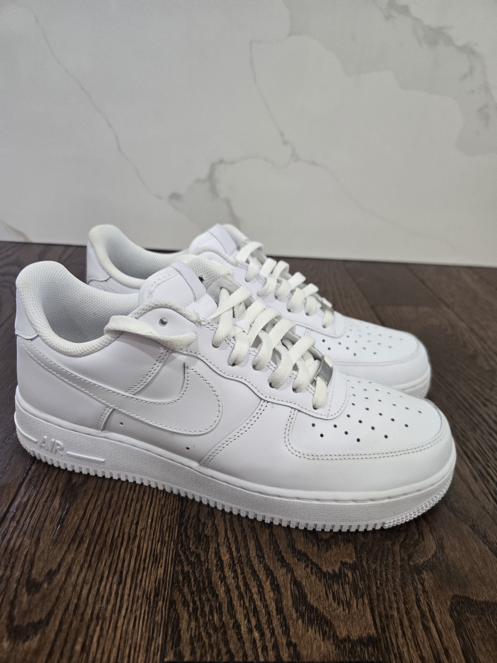 Nike Air Force 1 Low White Men’s Sneakers Size 10